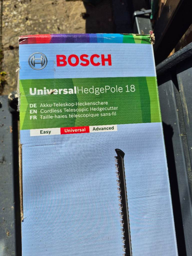 Bosch cordless telescopic hedge triimmer 18 v