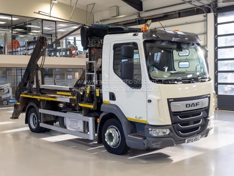 2020 (20) DAF LF 180 4X2 SKIPLOADER