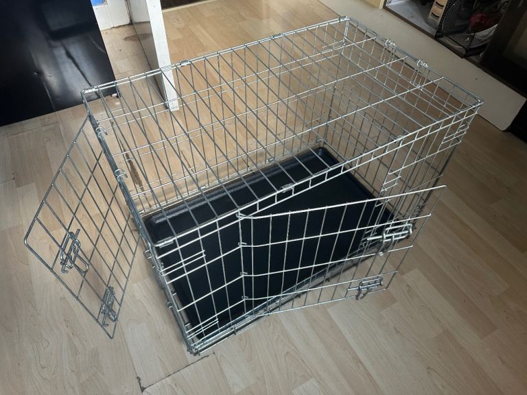 Folding Dog Crate with Removable Tray & Black Crate Cover – Small/Medium Dog