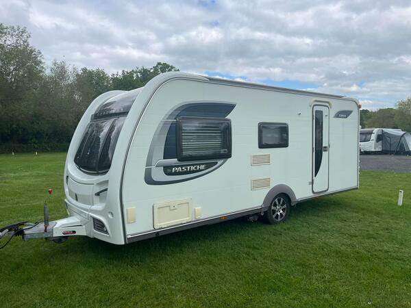 Coachman pastiche 2012  520/4 berth mover air awning extras included 