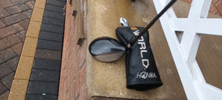 Bargain * Honma 3 Wood * TW747 * HL * Shaft is Vizard 50 R New Jumbo Grip * Just Reduced *