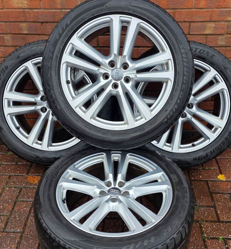 Audi Q7 Sline Sport 4M 20" alloy wheels - Genuine Audi 4M0601025H - 9J - ET33