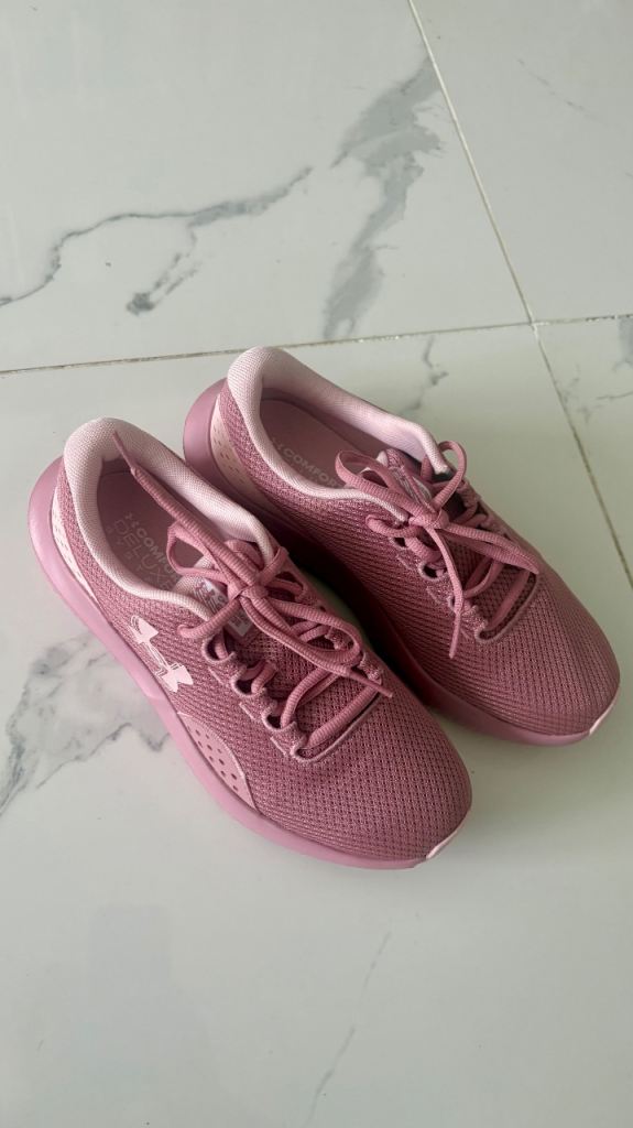 Under Armour Trainers - Women Size 5 - brand new 