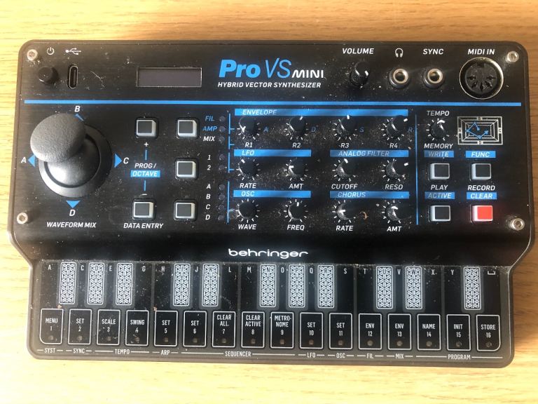 Behringer Pro VS Mini