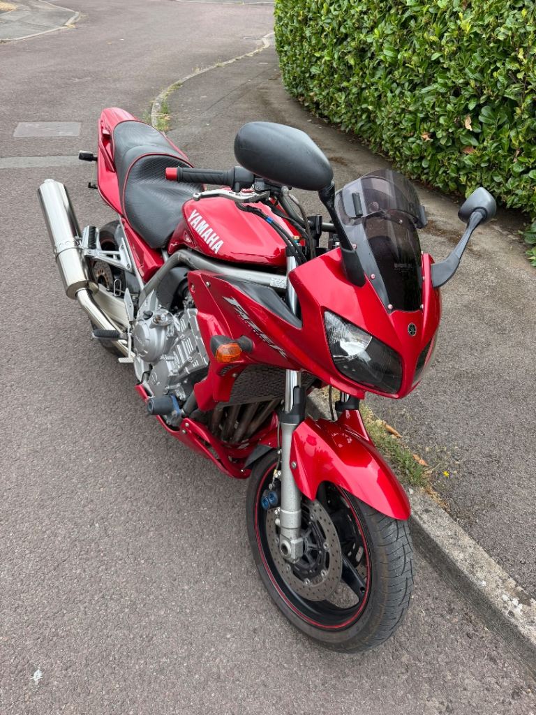 Yamaha FZS Fazer 1000