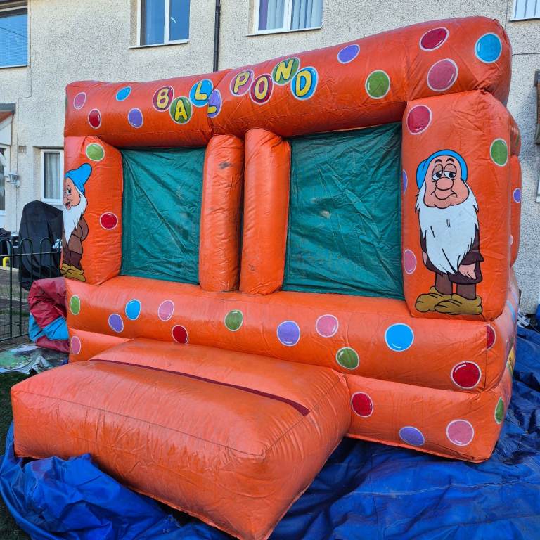 *13ft x 10ft* Ball Pond Bouncy Castle + Delivery. 