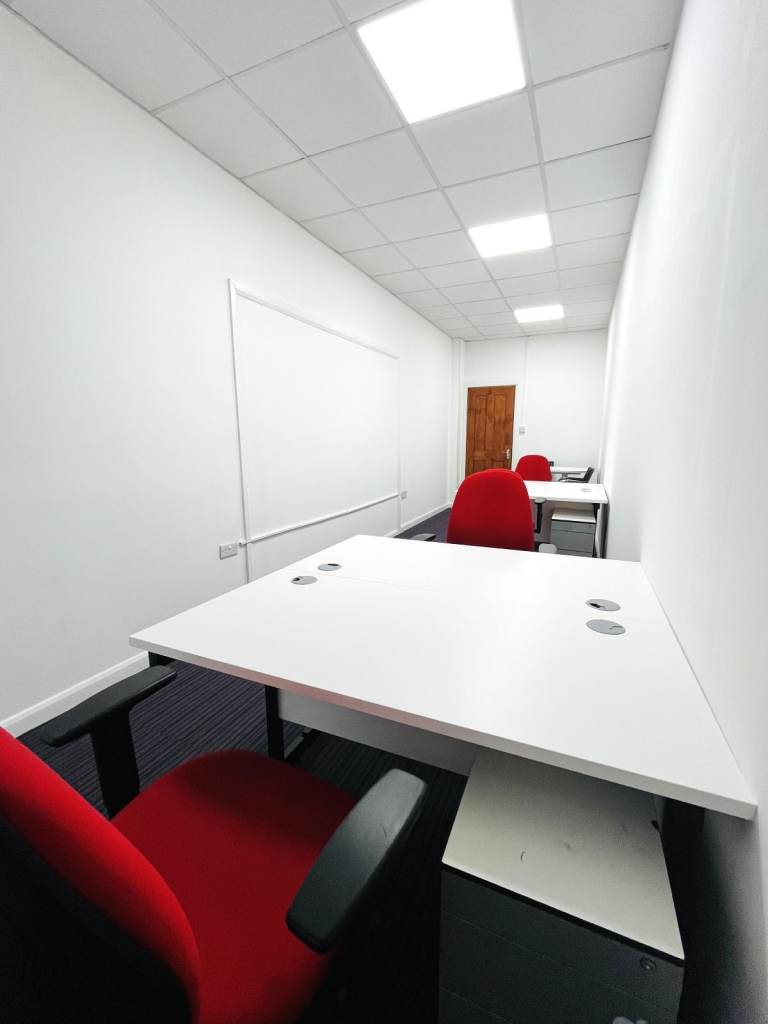 Medium Office Spaces to Rent In Park Royal NW10