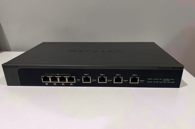 Netgear Prosafe Gigabit Quad WAN SSL VPN Firewall SRX5308