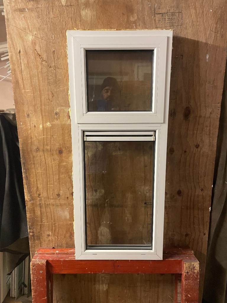 H 98 x W 40 cm - SMALL MODERN ALUMINIUM DOUBLE GLAZED WINDOW - CLEAR GLASS (REF: SJ474) 