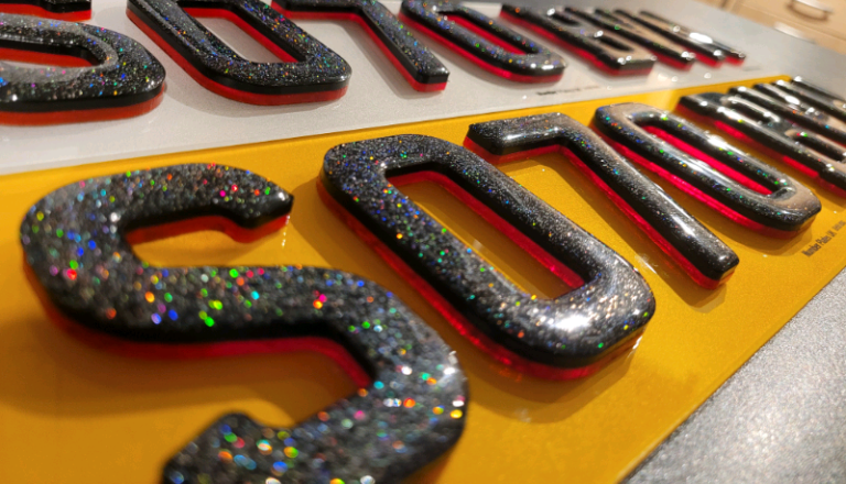 6mm Neon Red & Black 4D Glitter Gel Number plates