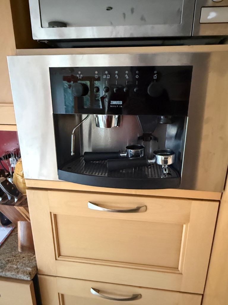 Zanussi Built-In Coffee Machine – Good Condition