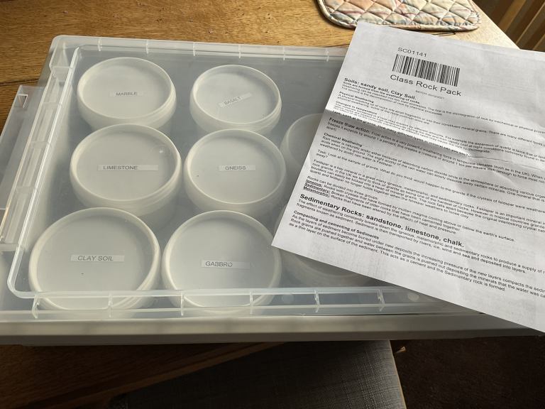 Different rocks for child geologists