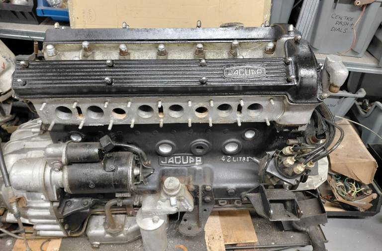 JAGUAR 4.2 ENGINE /GEARBOX ALL YOU SEE INCLUDED 
