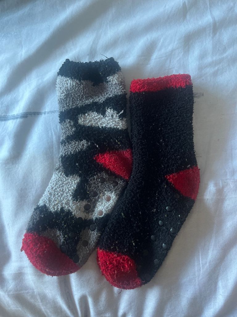 Slipper socks pk2 size 9-12