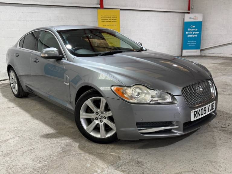 2009 Jaguar XF 2.7d Luxury 4dr Auto SALOON DIESEL Automatic