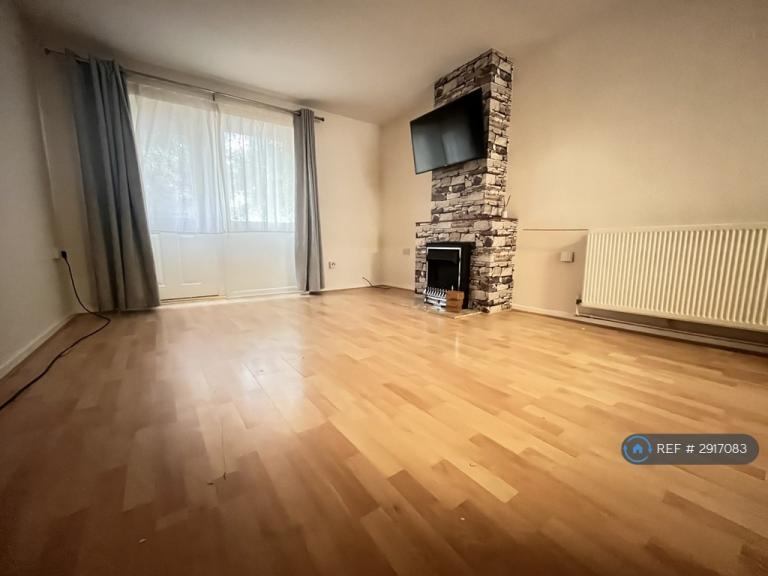 1 bedroom flat in Rodel Court, Nottingham, NG3 (1 bed) (#2917083)