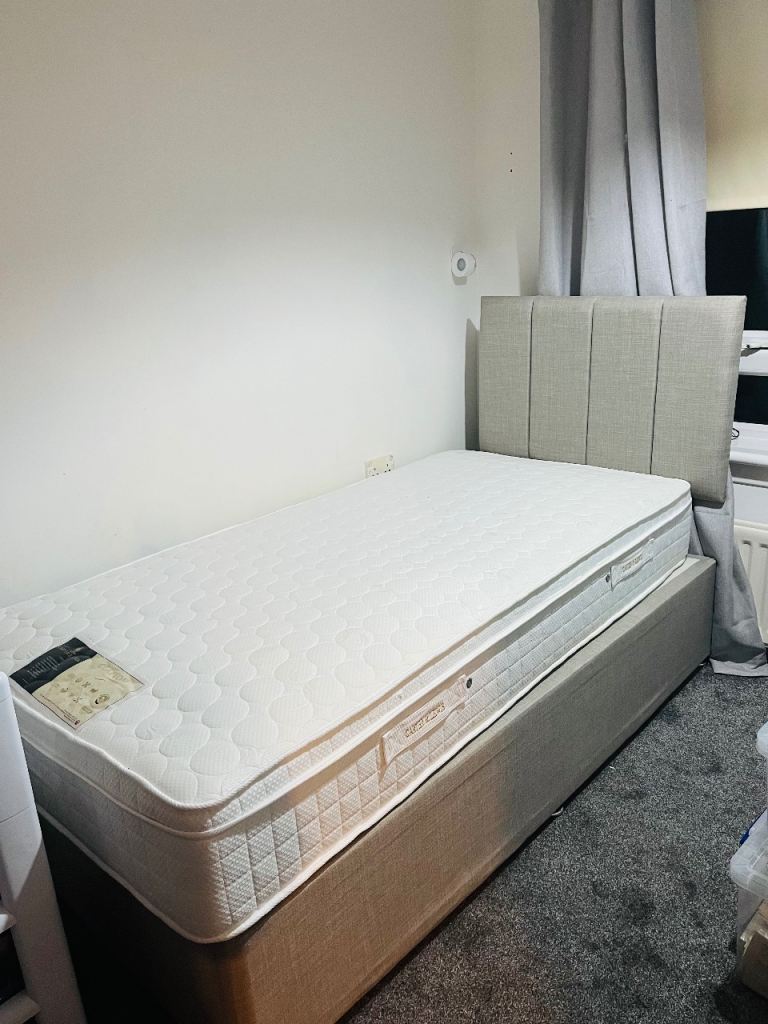 Single bed & mattress 