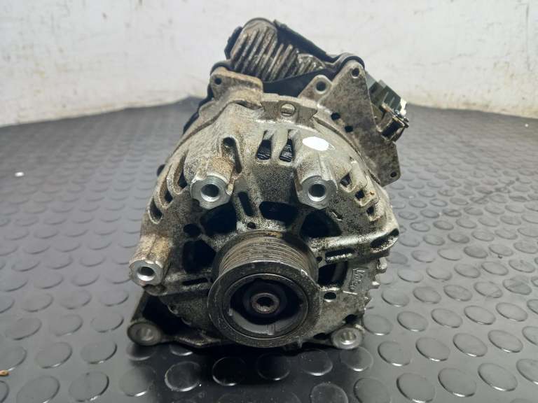 Landrover Defender Alternator 2019-2026 3.0l D300 Rde2 Mhev L8b211a240bd