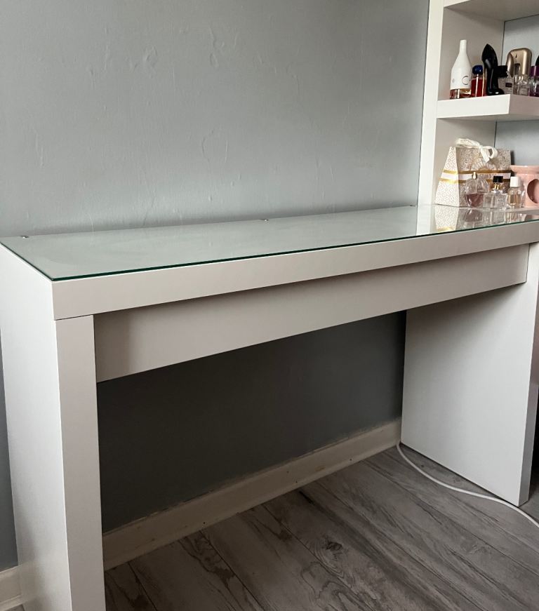 desk with mirror top 