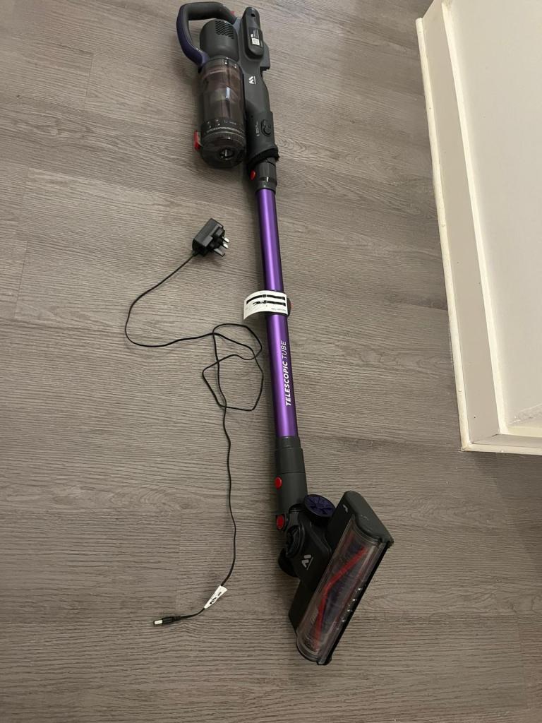 Hoover H-FREE 200 Cordless Stick Vacuum & Charger