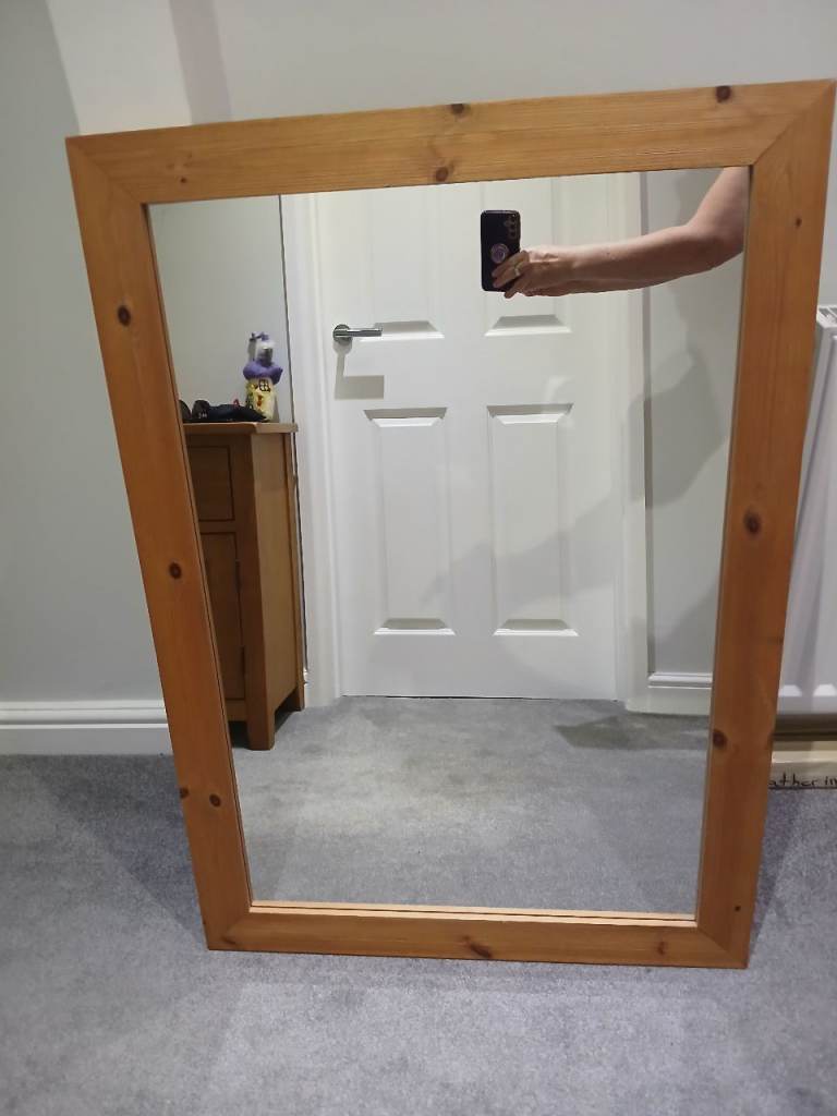 Large Wooden Framed Mirror – Good Condition