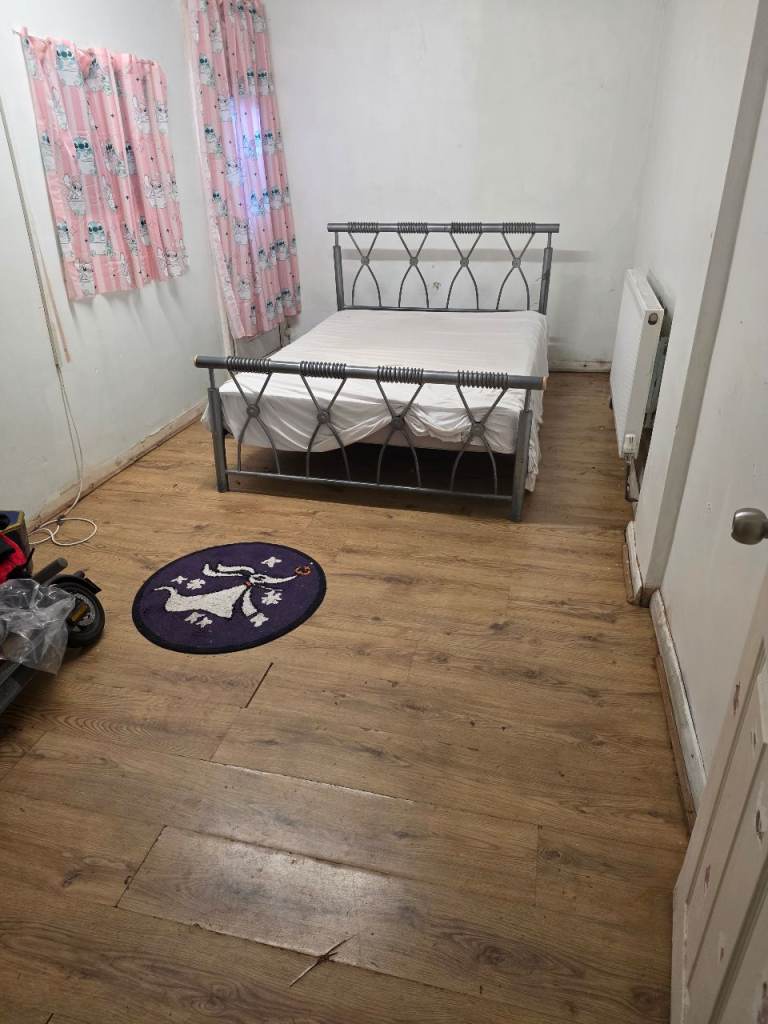 A Two Big Double bedroom kitchen bathroom studio flat to Rent Heathrow 