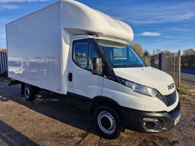 IVECO DAILY LUTON BUSINESS 2.3 D HPI 14V 35S 3000 2021