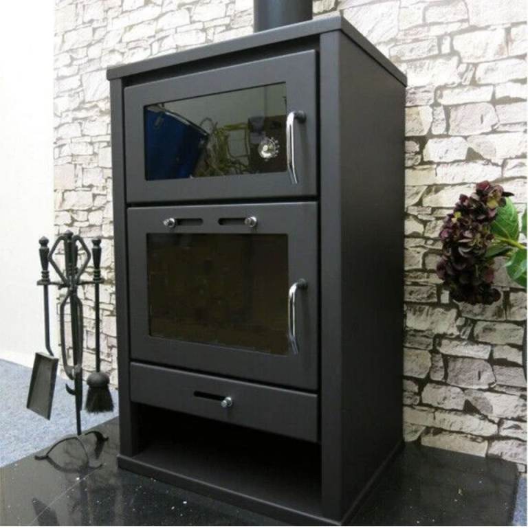 Woodburner with oven