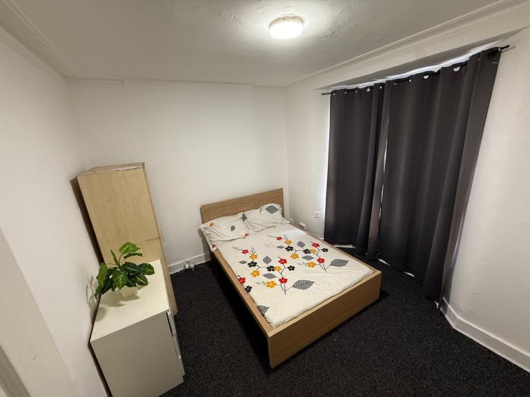 Double room available 