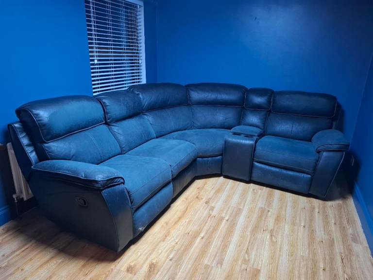 4/5  seater recliner sofa for sale