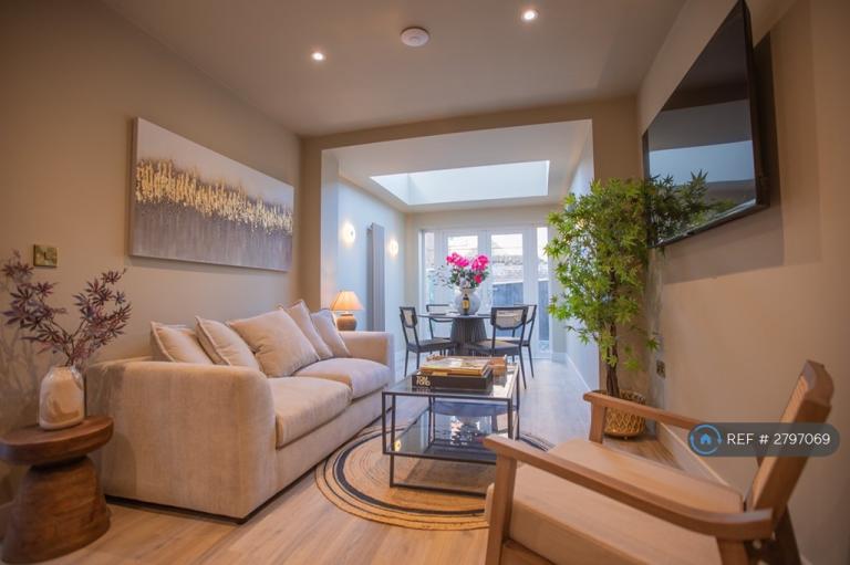 1 bedroom in Derby Road, Portsmouth, PO2 (#2797069)