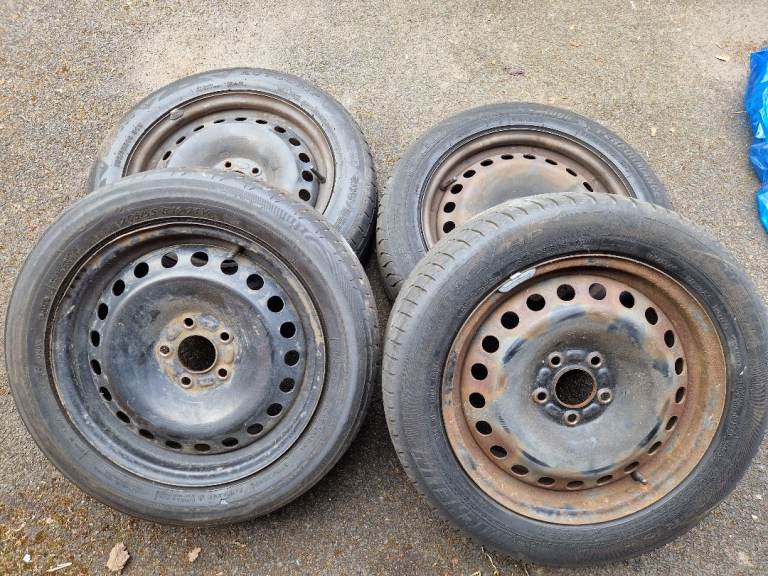 4 x 16" Steel Wheels 205/55/r16 FORD FOCUS 