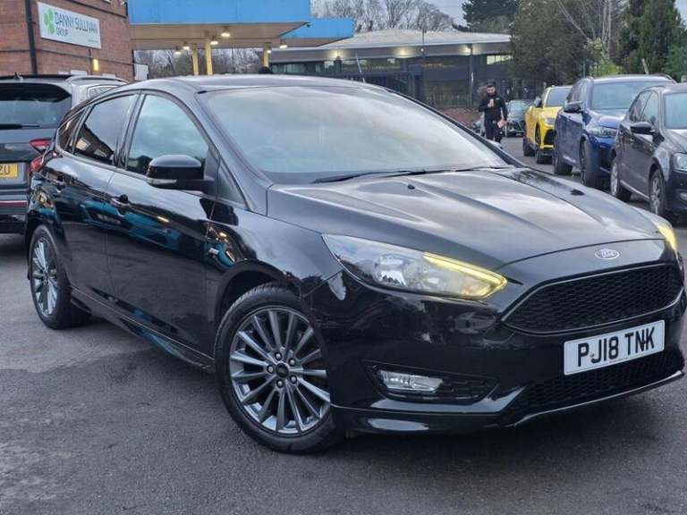 2018 Ford Focus 1.0 EcoBoost 125 ST-Line Navigation 5dr Auto HATCHBACK PETROL Automatic