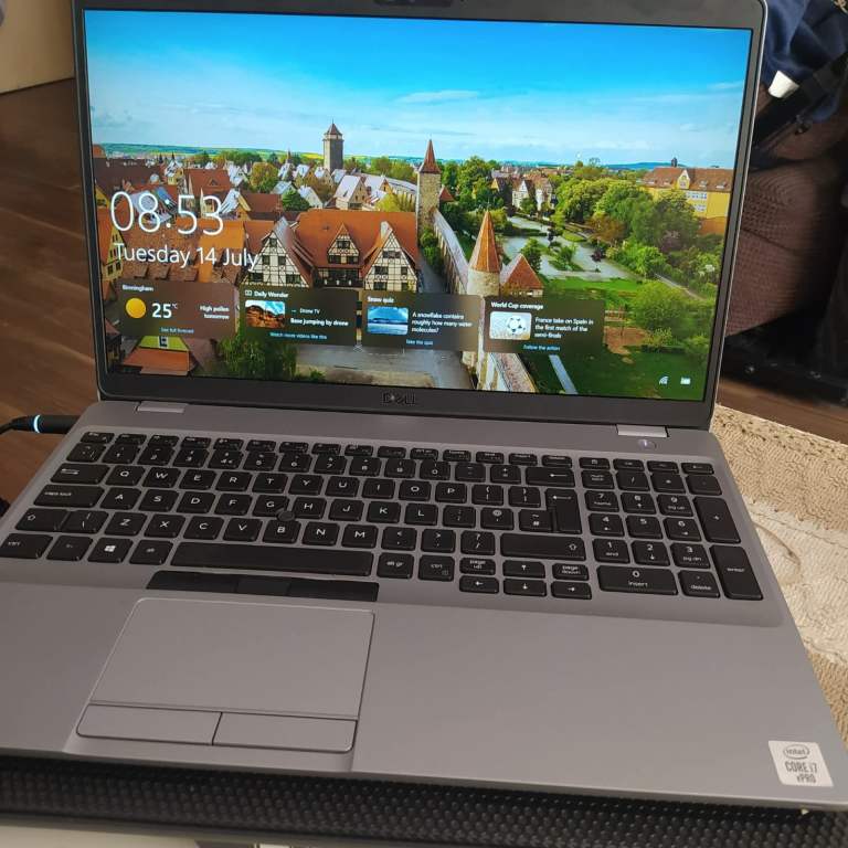 Dell Latitude 5510 Laptop – i7 10th Gen, 16GB RAM, 256GB NVMe SSD, Windows 10 Pro + Cooling Pad