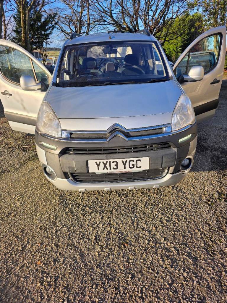 Citroen, BERLINGO MULTISPACE, MPV, 2013, Semi-Auto, 1560 (cc), 5 doors