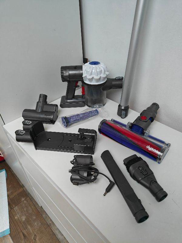 Dyson V6 clean and fully  functional. Can drop local for extra 