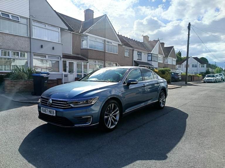 Volkswagen, PASSAT, Saloon, 2018, Semi-Auto, 1395 (cc), 4 doors