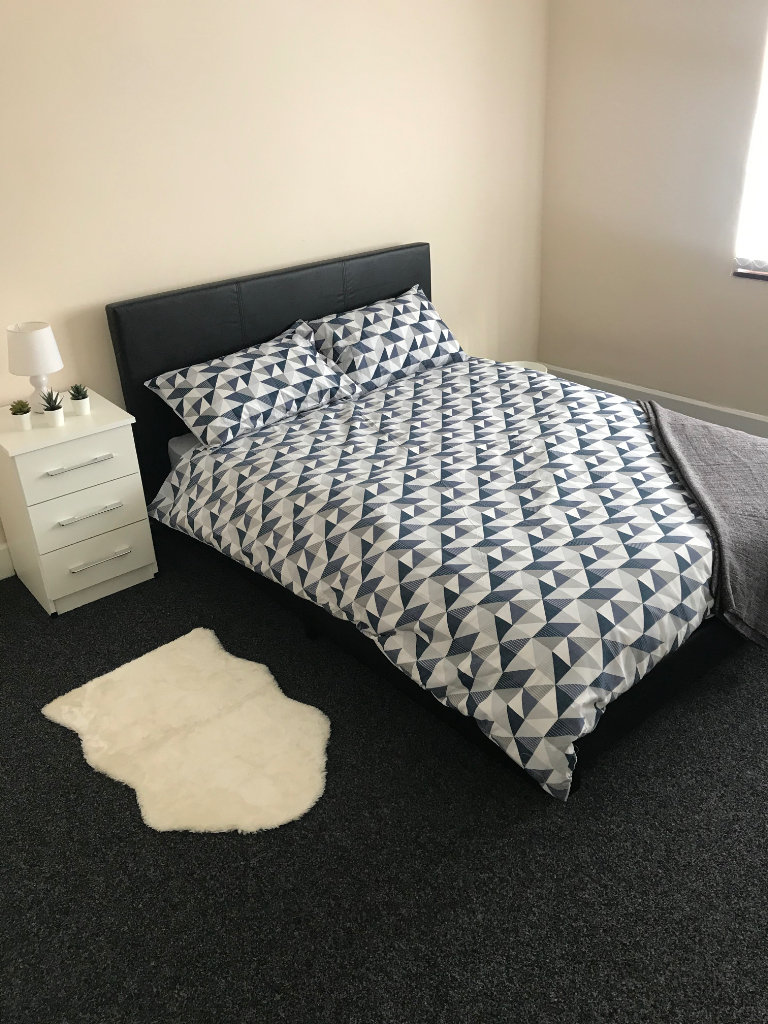 Supported Living Accommodation Double Rooms Emergency House DSS Temporary Hostel Rent To Let 510