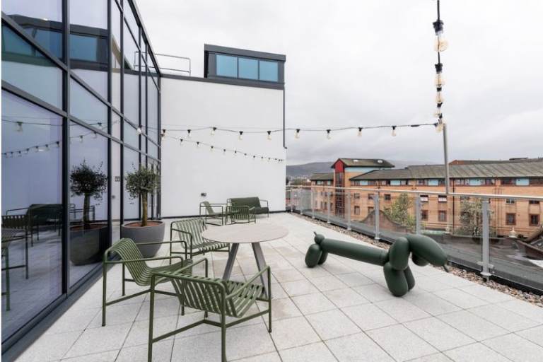 Aster House premium studio (QUB students)