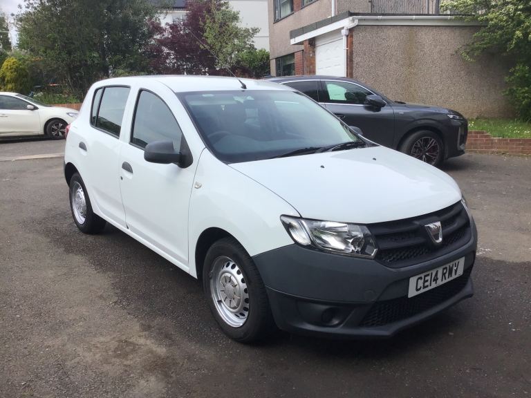 Dacia sandero 1.2 new mot fsh 44k