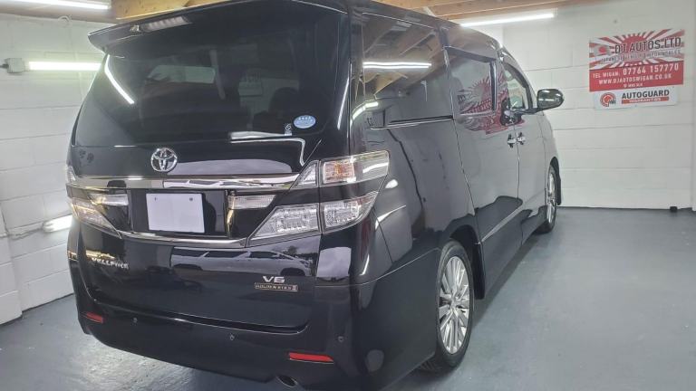  Toyota vellfire golden eyes II 3.5cc auto sunroofs 7 seats only 39k miles 2014