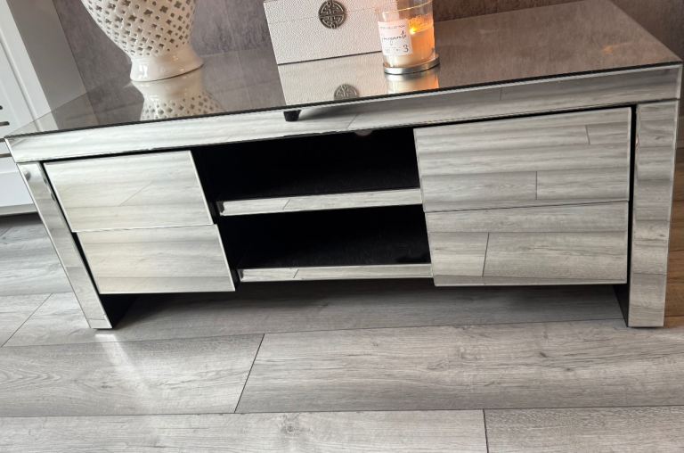 Mirrored tv stand 