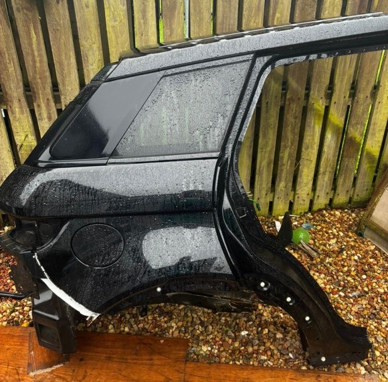 2018 Range Rover Evoque 2.0 Diesel 4WD O/S/R Back Quarter colour black.