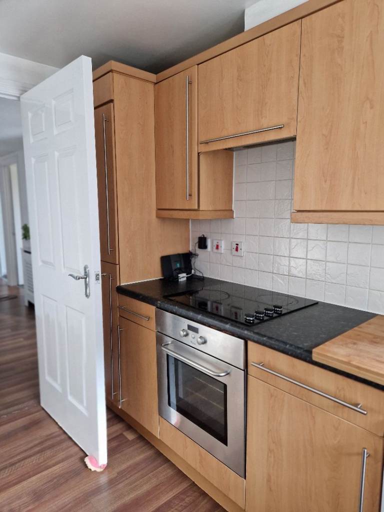 3 double bedroom flat to rent