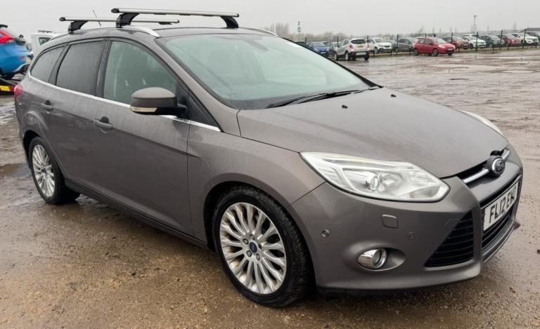 2012 FORD FOCUS 2.0 TDCi TITANIUM X AUTO ESTATE FULL MOT JUST SERVICED NICE CAR!