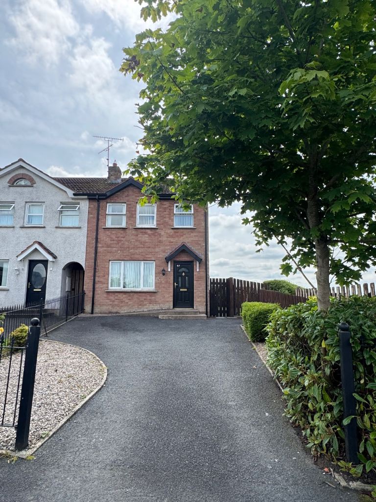 3 Bed Semi-Detached House