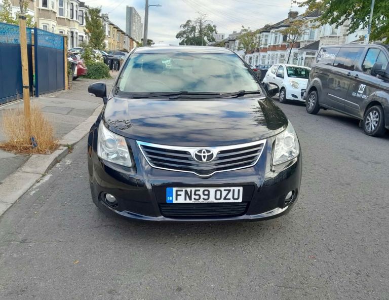 Toyota Avensis 2009 1.8 petrol manual