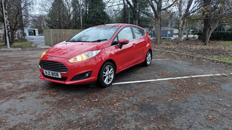 Ford, FIESTA, Hatchback, 2015, Manual, 1241 (cc), 5 doors