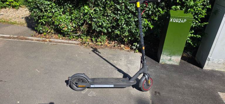 Xiaomi Pro2 electric scooter
