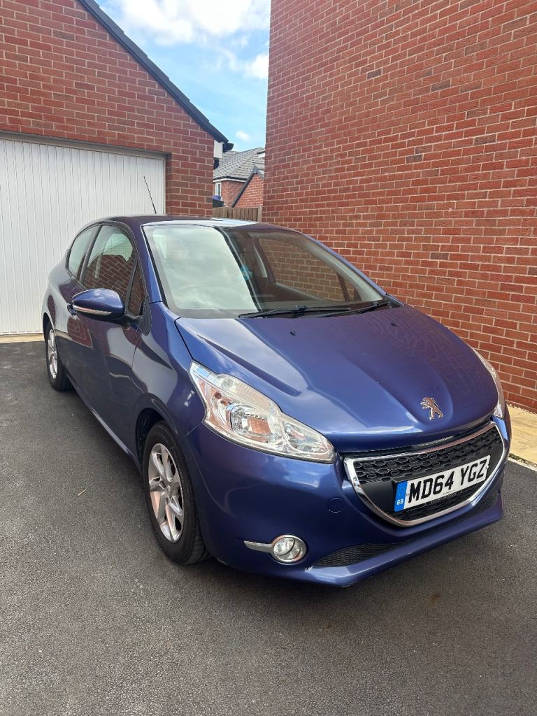 Peugeot, 208, Hatchback, 2015, Manual, 1199 (cc), 3 doors